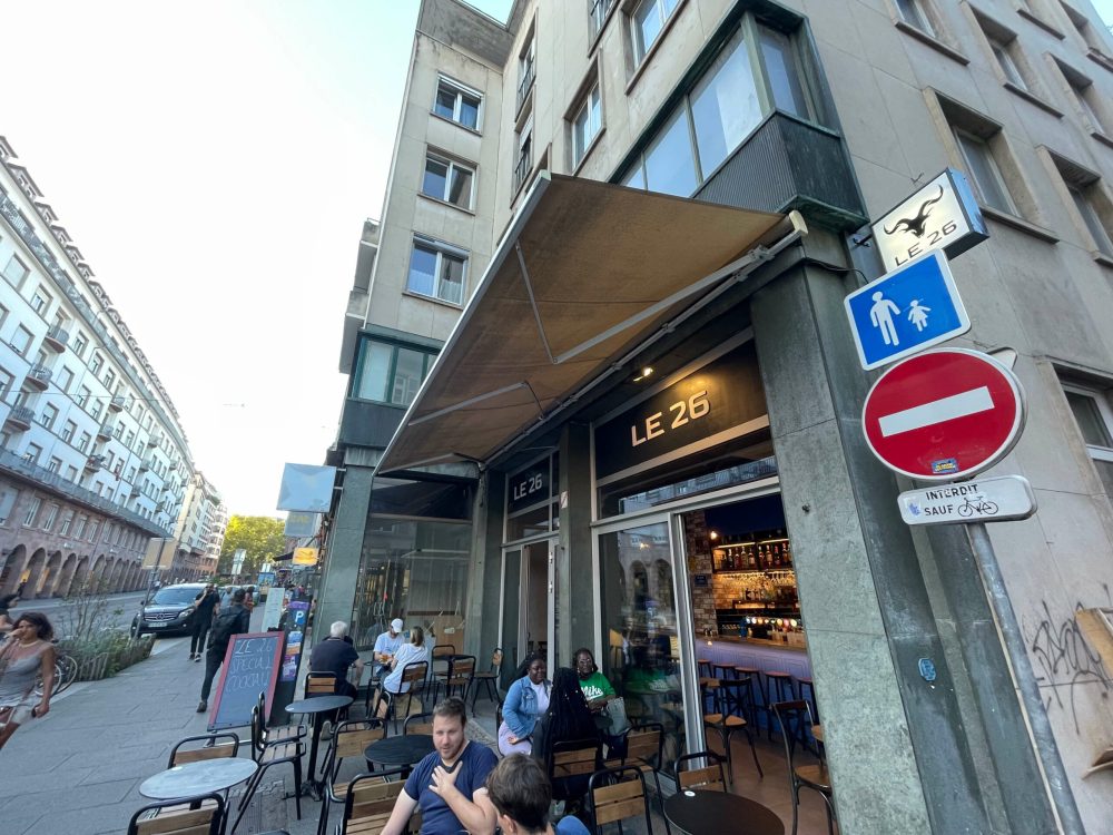 groupe-amis-bar-strasbourg.jpg